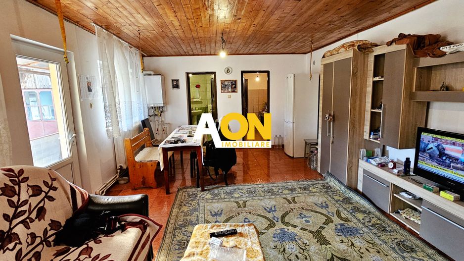Casa 3 camere, 2 bai, garaj, 515 mp teren, Barabant - Poză 4