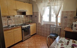 Stefan Cel Mare, spital, decomandat - Poză 1