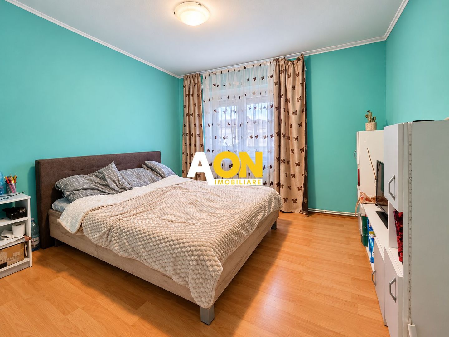 Apartament 3 camere, 2 bai, decomandat, Cetate, zona Liceului Sportiv - Poză 11