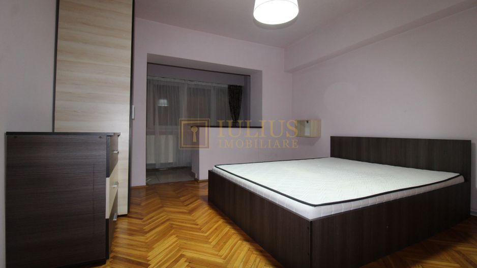 Complex, 4 camere, centrală proprie, aer condiționat - Poză 5