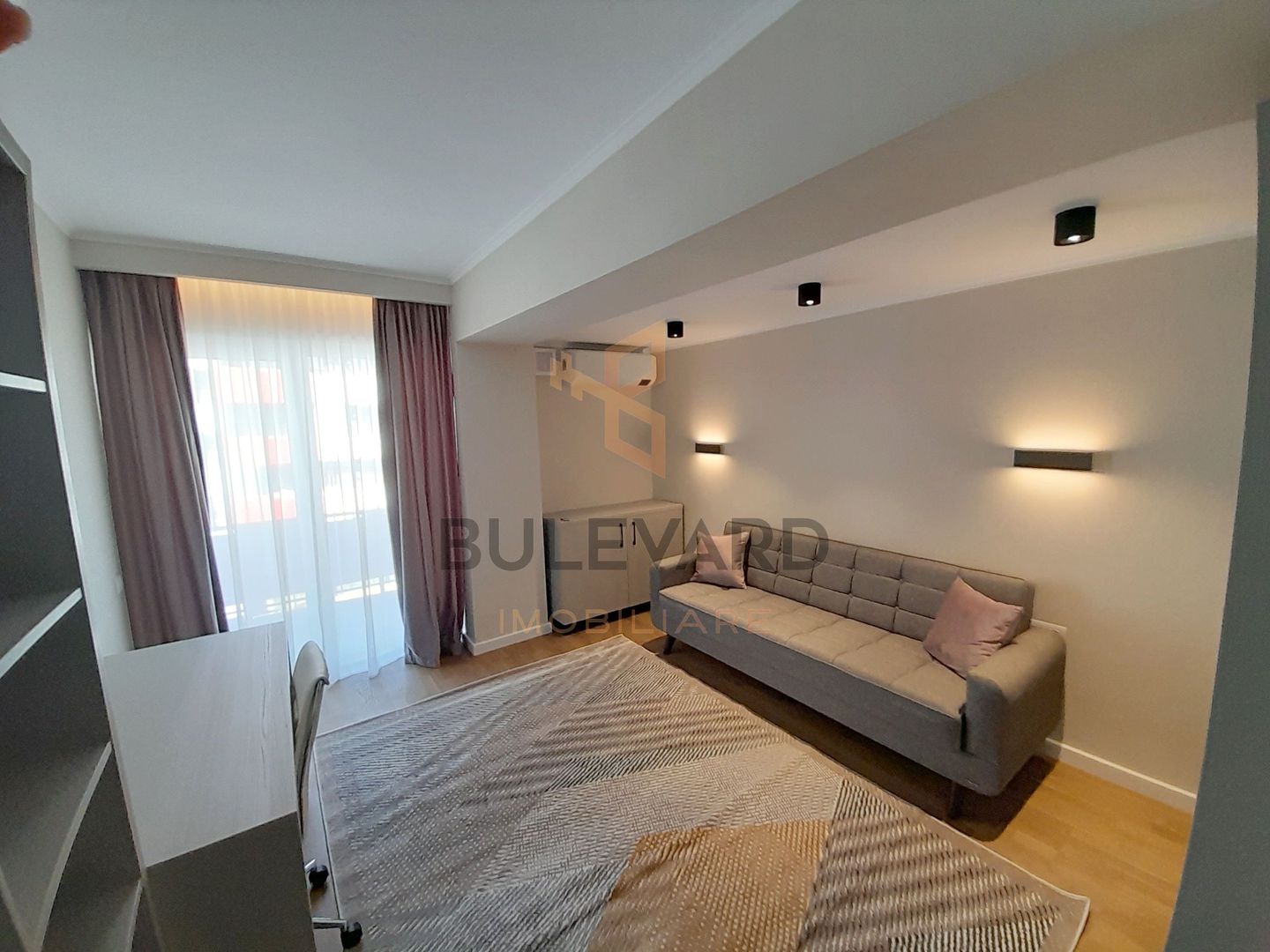 Penthouse de lux 150 mp utili + 200 mp terasa + 2 parcari subterane - Poză 6
