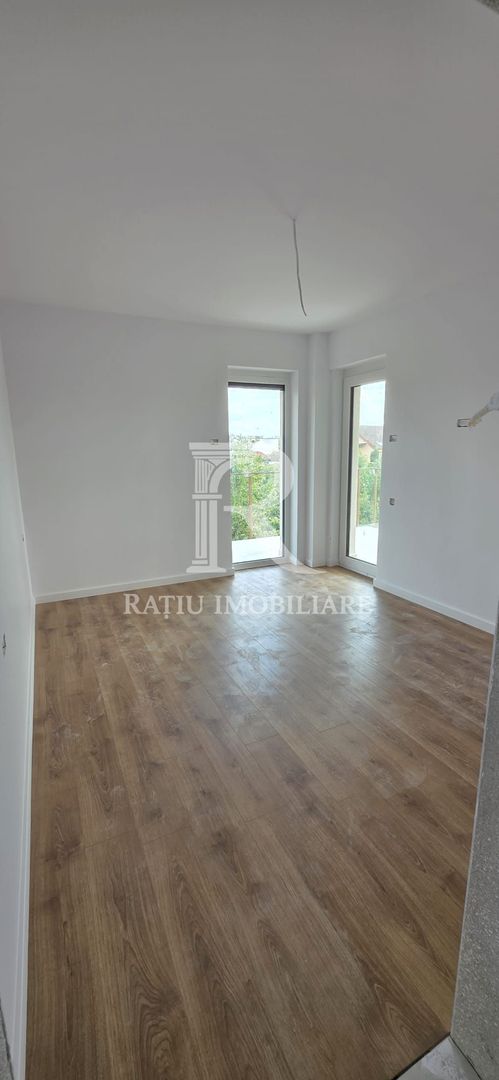 Apartament Premium cu 3 Camere | 2 Băi | 2 Terase | Lift | Oradea - Poză 8