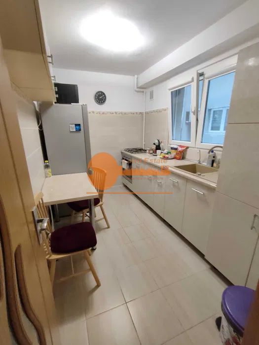 Apartament 2 camere Drumul Taberei - Poză 3