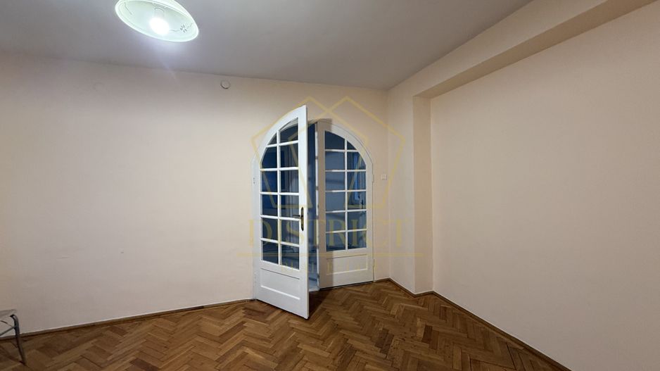 Casa cu 4 camere de inchiriat | Complexul Studentesc - Poză 9