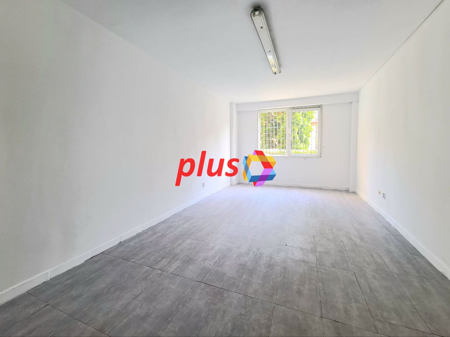 Spatiu comercial de închiriat Brasov - 55 mp # plus-imo.ro - Poză 3