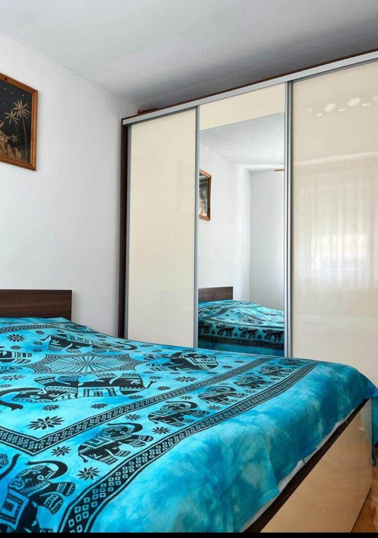 APARTAMENT 2 CAMERE | DE INCHIRIAT | PIATA VASILE ARON - Poză 1