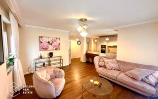 Apartament premium, zona Subcetate, 3 camere, 2 bai, loc parcare, sala, piscina - Poză 2