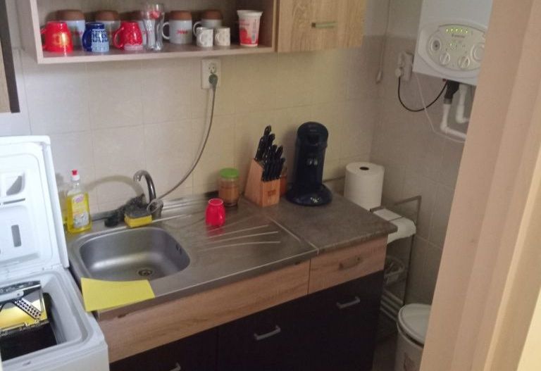 Ag BRASADAS vinde garsoniera 22mp la etajul 1/4 Ostrovului. - Poză 5