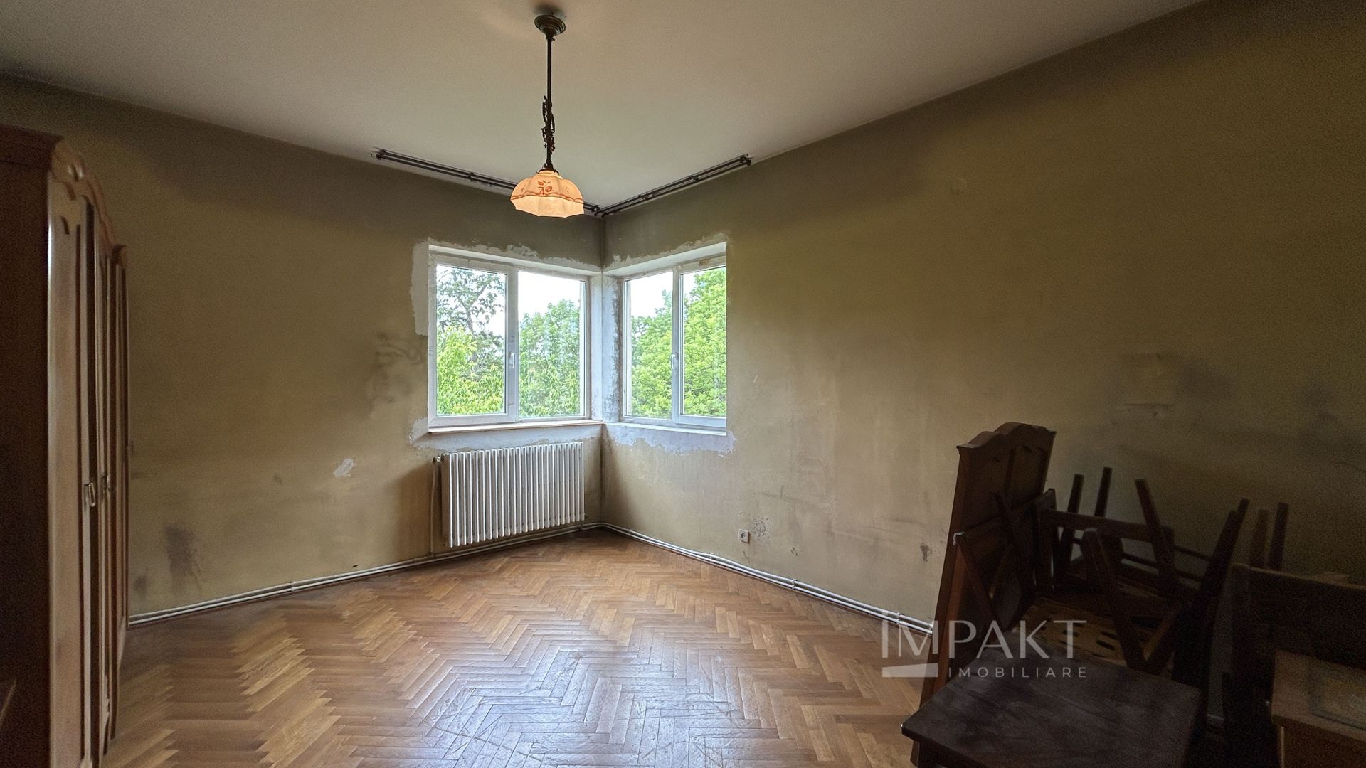 Apartament deosebit in centrul orasului, garaj si suprafata generoasa! - Poză 4