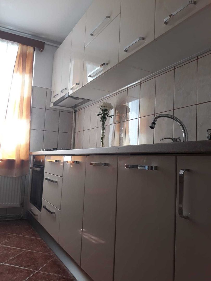 Apartament 2 camere mobilat cu balcon | HIPODROM 1 | OMV MILEA - Poză 5