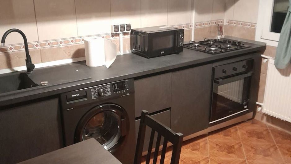 Apartament de inchiriat 2 camere Drumul Taberei - Poză 1