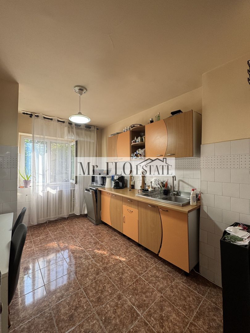 Apartament cu 4 camere, 3 balcoane si boxa proprie pe Calea Aradului - Poză 10