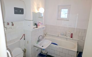 Vanzare - apartament cu 2 camere, Micro 20, J-uri - Poză 3