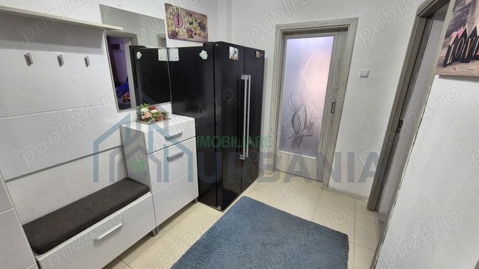Apartament 3 camere etaj 4 de vânzare Podu Roș, Aleea Rozelor - Poză 2