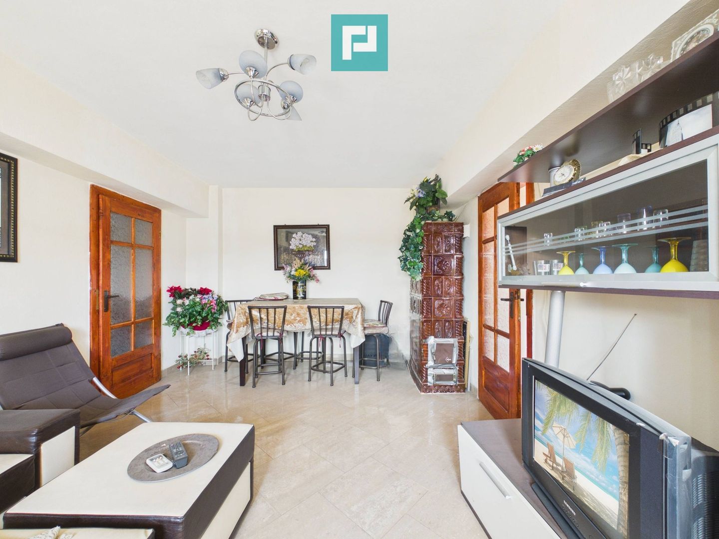 Apartament cu 3 camere, în orașul Sebiș, Arad - Poză 4