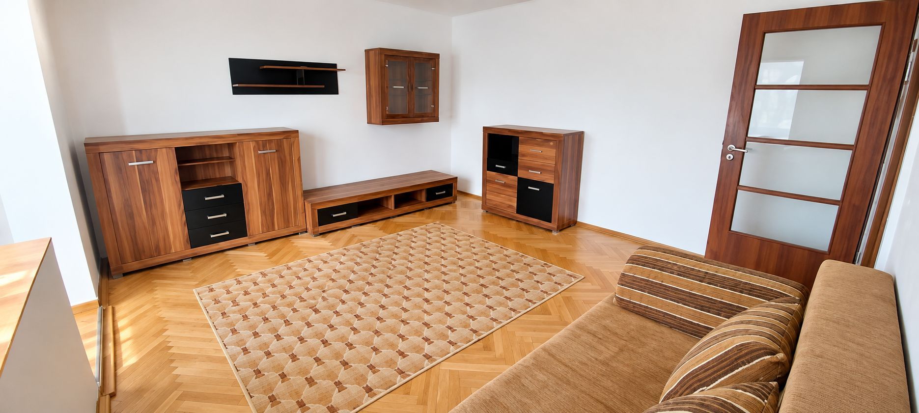 Complex Studențesc – Bd. Vasile Pârvan | 3 camere | Etaj 1 | 2 băi - Poză 2