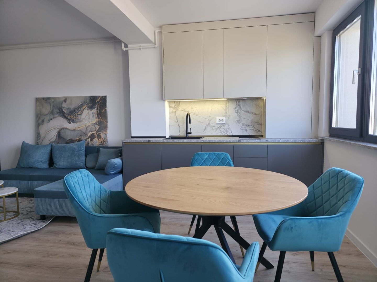 Apartament 2 camere lux decomadat cu loc de parcare Pipera Rond OMV - Poză 1