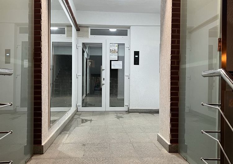 Apartament 2 camere de inchiriat, cu terasa, curte privata, zona Străulești. - Poză 2