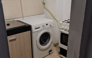 BRASADAS vinde garsoniera la etajul 1/4 pe Ostrovului. - Poză 2