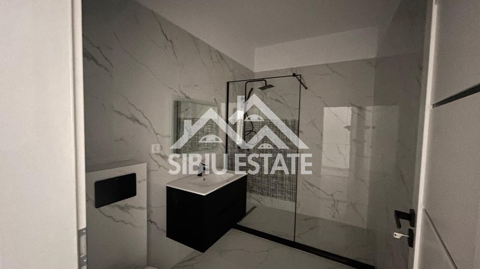 Garsoniera 41 mp, balcon bucatarie separata , intabulata zona Brana - Poză 18