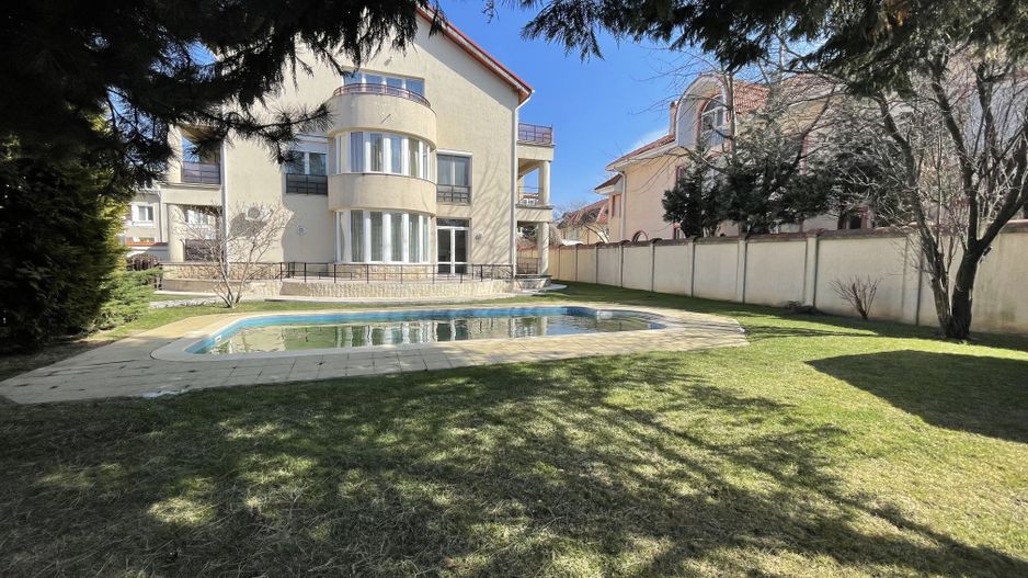 Vilă Individuală Spațioasă în Zona Iancu Nicolae - Poză 21