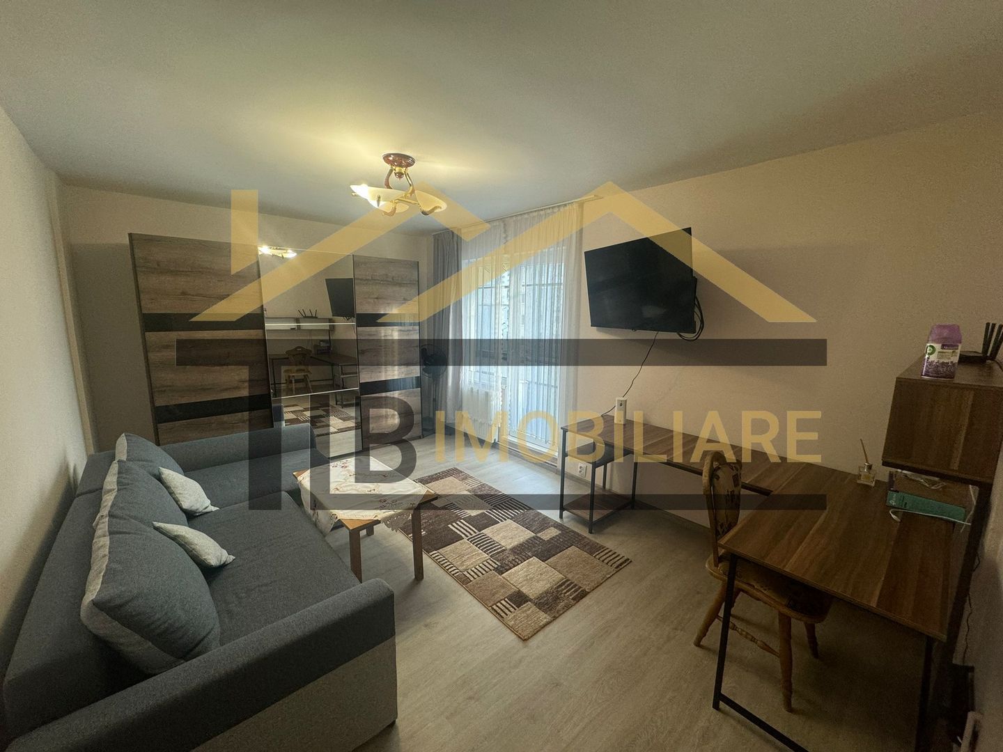 Apartament de 2 camere, 55mp, decomandat, Zona Pandurilor - Poză 1
