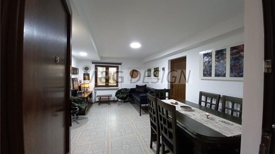 Apartament 3 camere -demisol -zona centrala - Poză 5