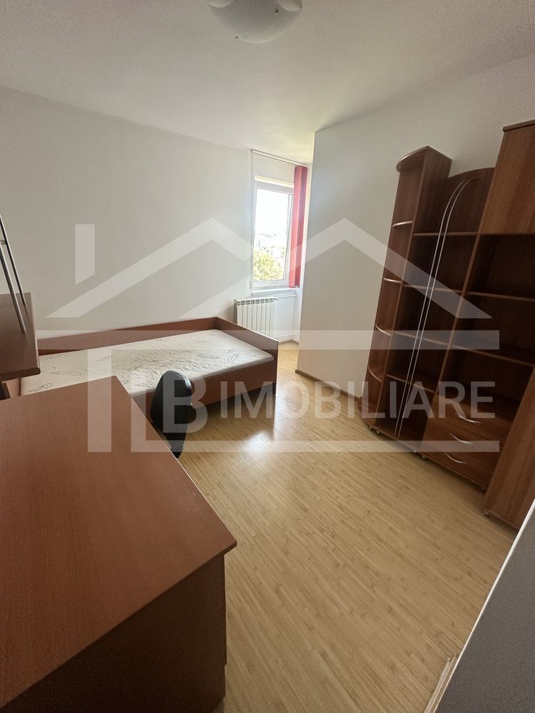 Apartament cu 2 camere, 60 mp, decomandat, Zona Poli 2 - Poză 3