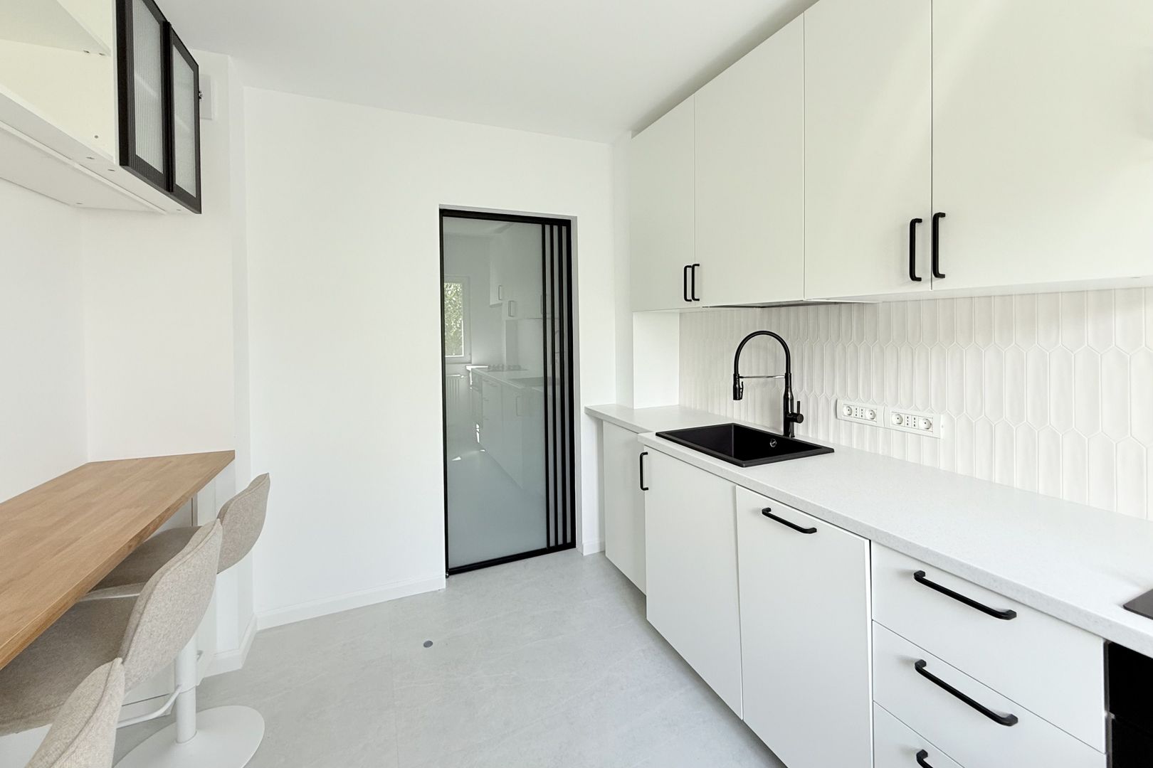 Apartament 3 camere complet renovat, Dorobanți, mobilat și utilat - Poză 5