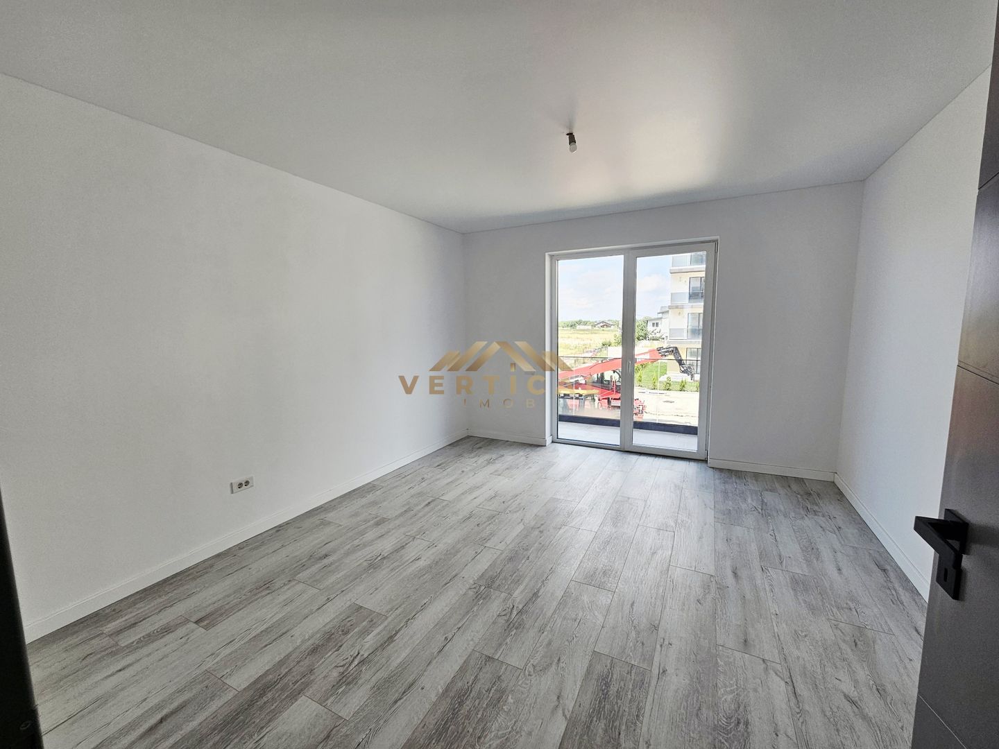 Apartament 2 camere cu balcon - comuna Berceni - Poză 6