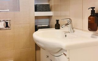 2 camere, decomandate, Ultracentral, I.C Bratianu Zona Blvd. Eroilor - Poză 7