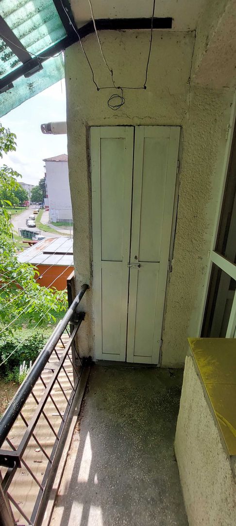 BRASADAS vinde ap cu o camera 38mp etaj 2/3 Ostrovului Lux. - Poză 4