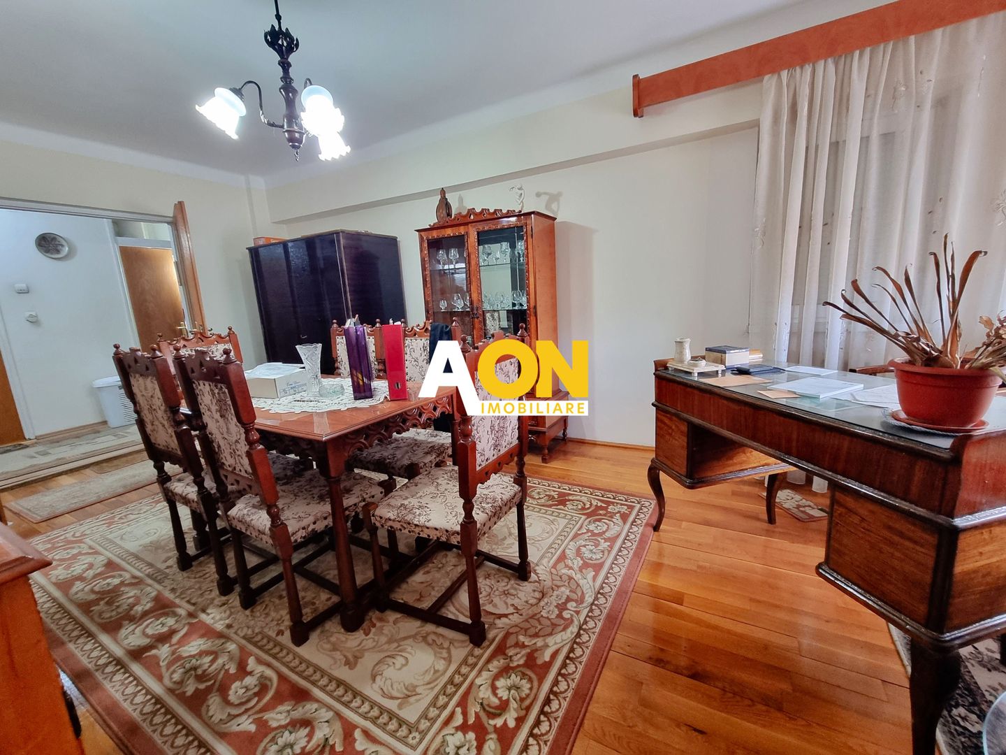 Apartament 3 camere, 75 mp utili, etaj 1, ultracentral - Poză 3