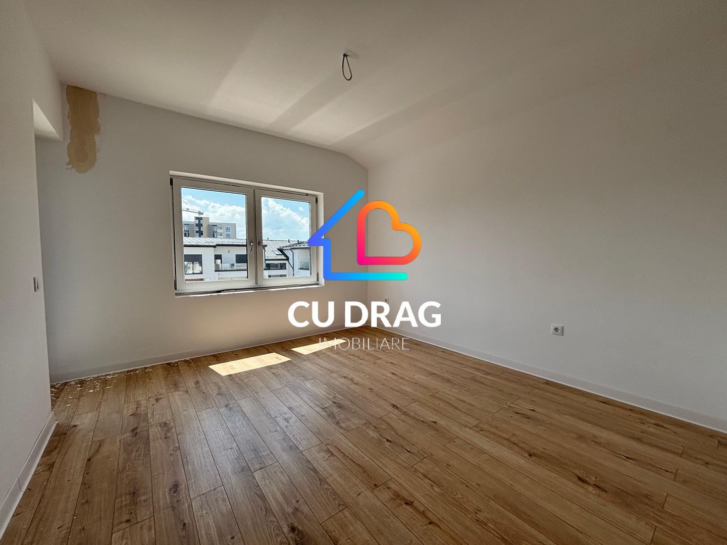 Apartament 3 camere decomandat - Poză 4