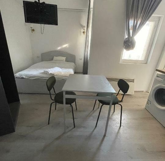 Etaj integral de vanzare in inima Capitalei 5m de la metrou - Poză 2