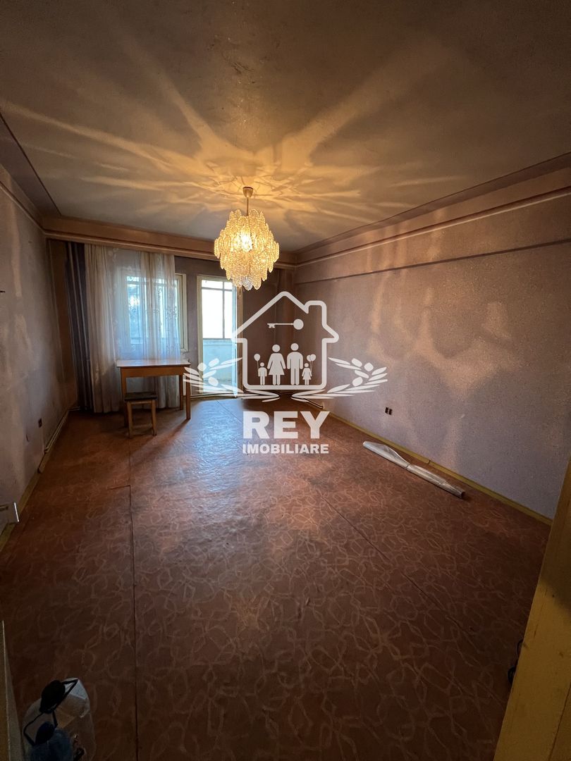 Apartament 4 camere decomandate 4 balcoane etaj 1 Str. Bâlea/Sibiu - Poză 15