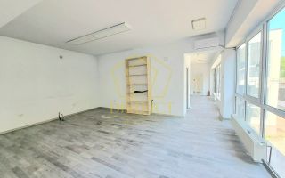 Spațiu comercial pretabil birou și diverse activități | Lipovei - Poză 2