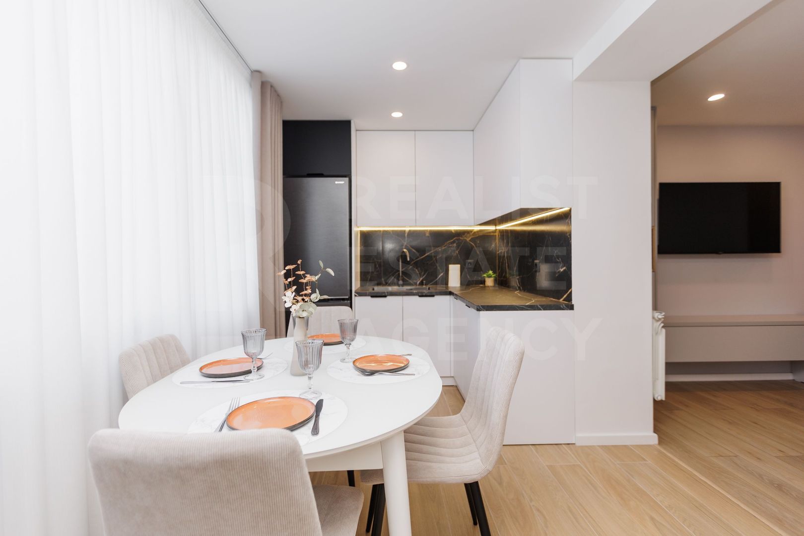 Vânzare, apartament, 2 camere, str. Vadul lui Voda, Ciocana - Poză 1