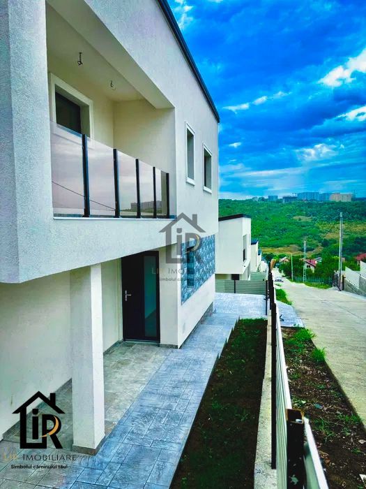 Casa 4 camere Pacurari Rediu - Poză 6