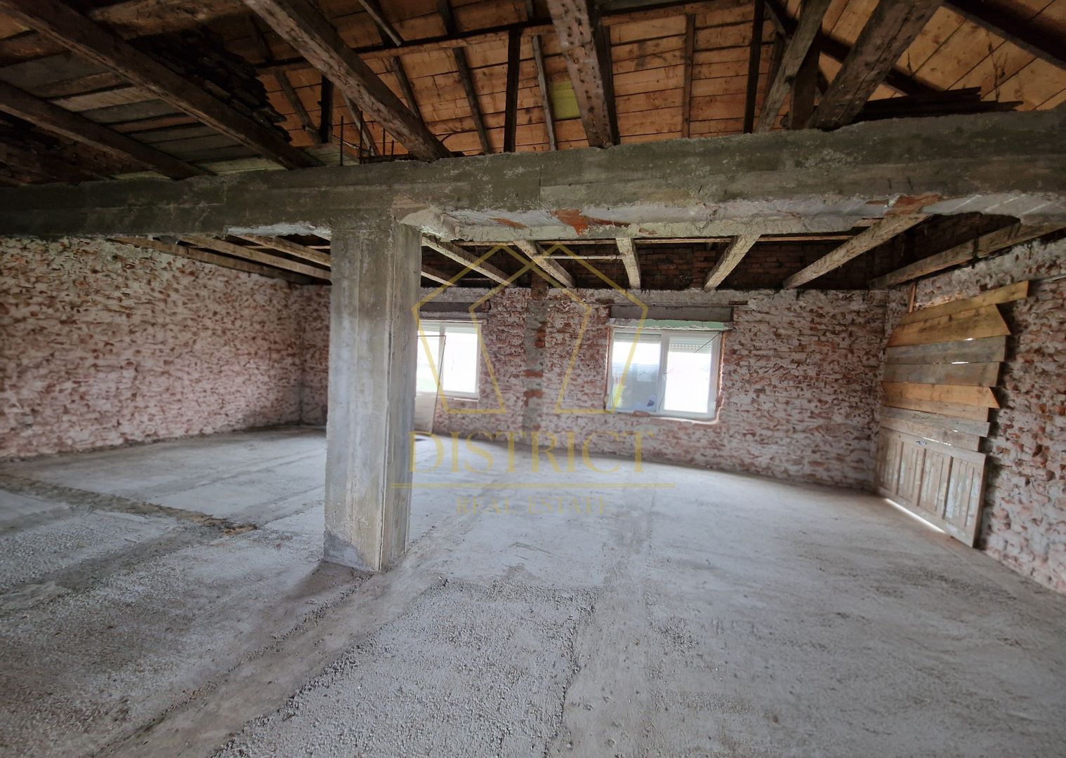 Spatiu comercial 92mp | Ghiroda - Poză 1