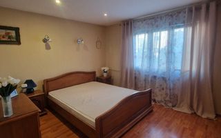 Particular Inchiriez apartament 2 camere zona 13 Septembrie-Sebastian - Poză 4