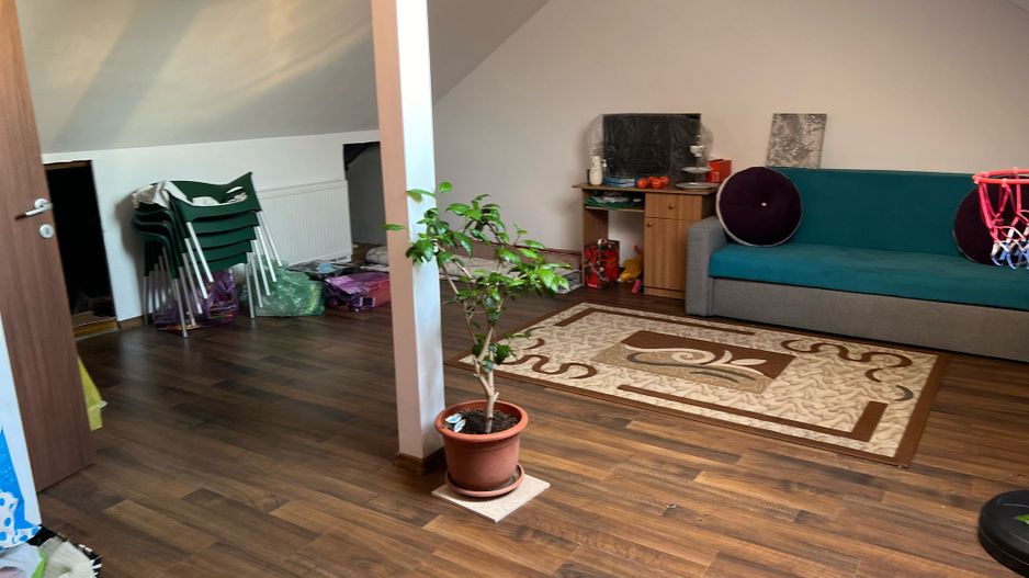 Casa mobilata/utilata Popesti Leordeni + curte - Poză 8