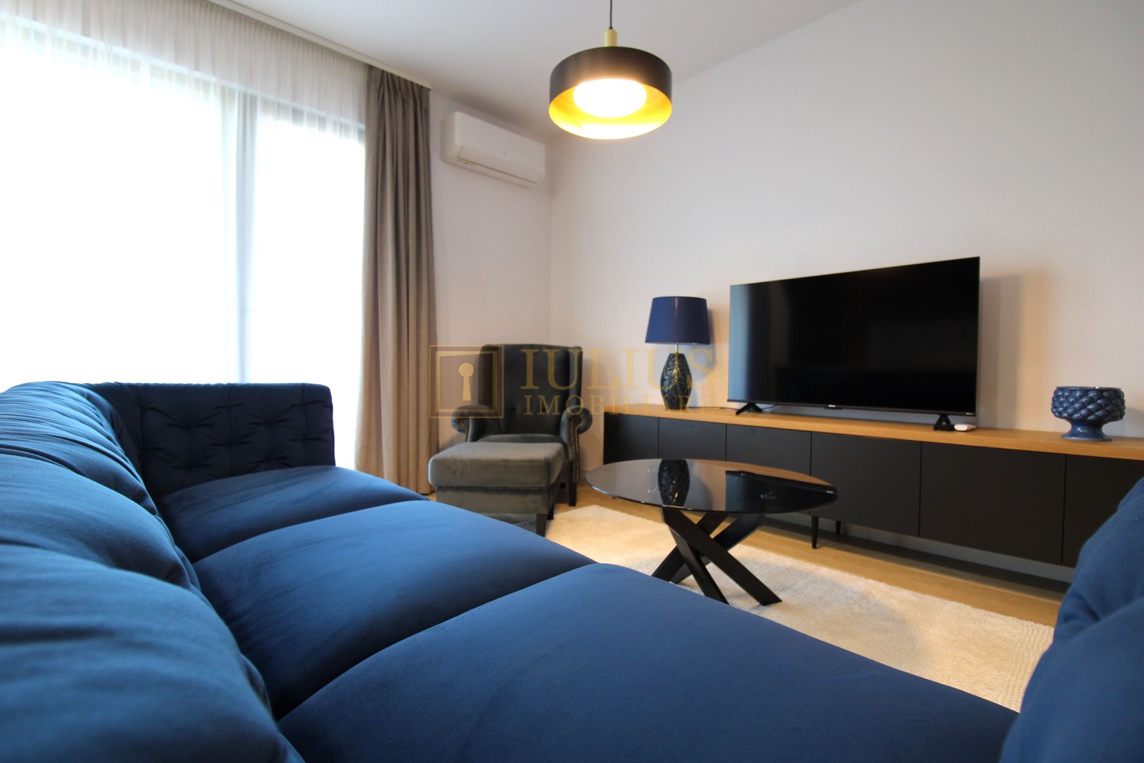 Mobilat deosebit, parcare subterana; Circumvalatiuni - Poză 1