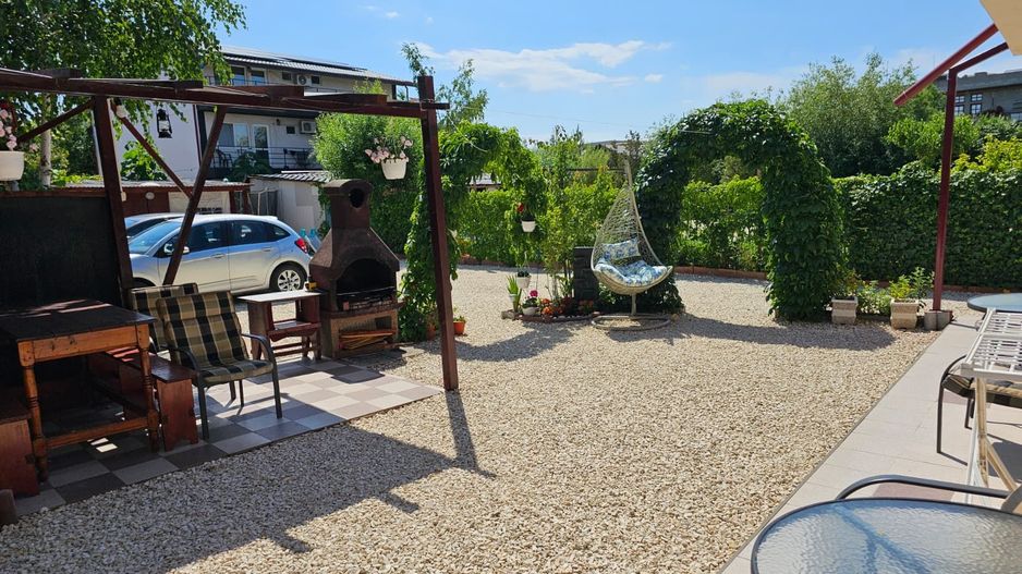 Afacere Turistică la Cheie | Pensiune 14 Camere | 7 min de Plajă - Poză 10