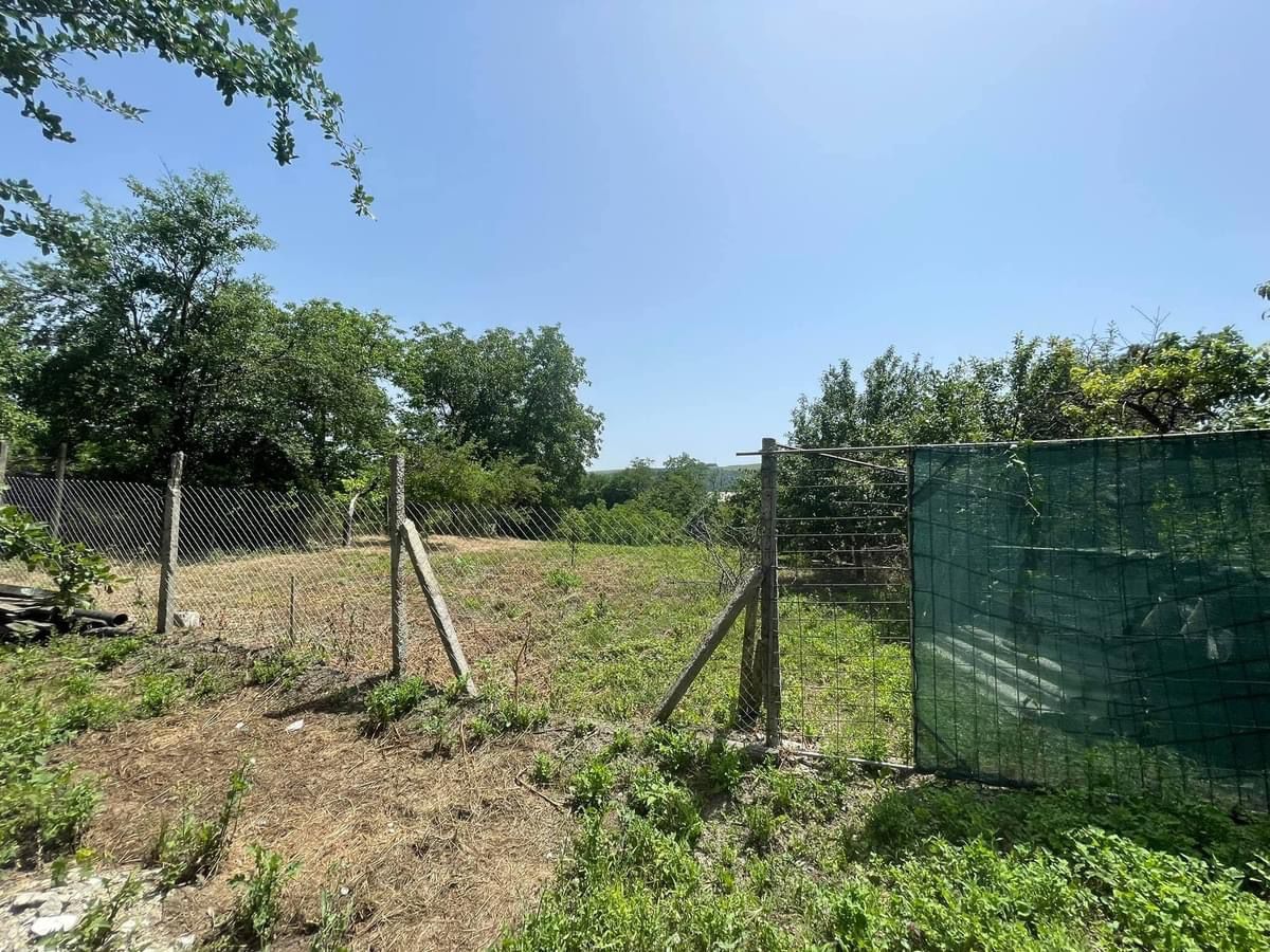 Se vinde casa si teren,  intravilan Tulnici/VN - Poză 9