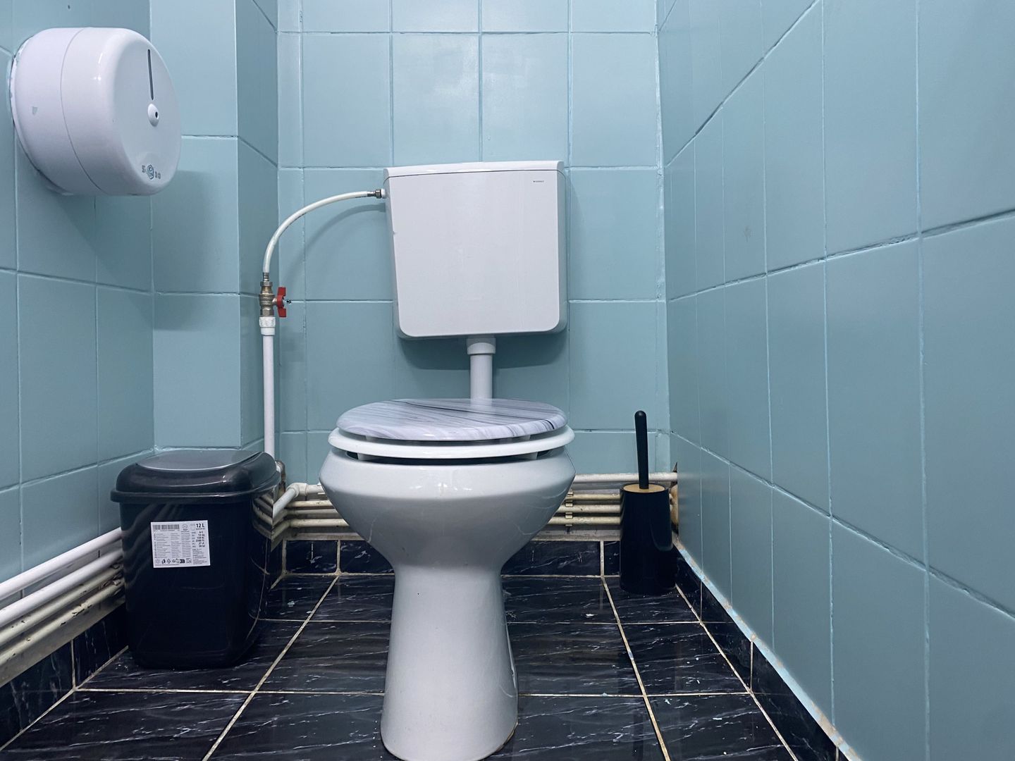 Locatie excelenta! Inchiriere spatiu comercial in Targoviste - centru - Poză 8