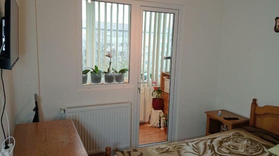 Apartament 3 camere Dacia cu centrala - Poză 6