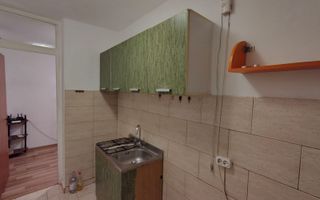 VANZARE GARSONIERA SPATIOASA I LIBERA I METROU I VALEA IALOMITEI - Poză 8