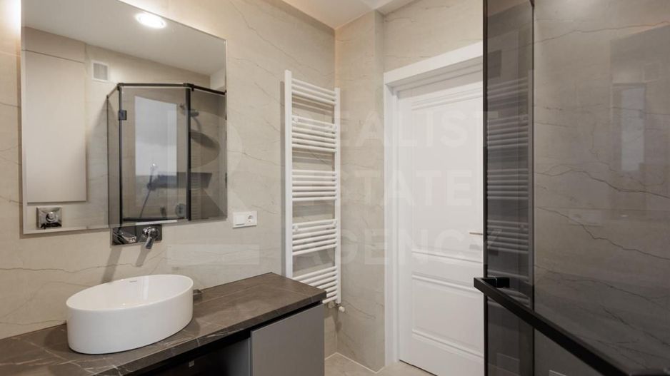 Chirie, apartament, 4 camere, strada Lev Tolstoi, Centru - Poză 11