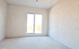 Oferim spre vanzare Case-Duplex cu 4 camere, situate in Giroc, zona buna - Poză 16